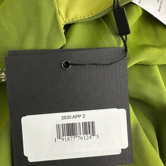 NWT Mac Duggal Plunge Neck Puff Sleeve Cut Out Gown Apple Green 2 - Picture 7 of 9